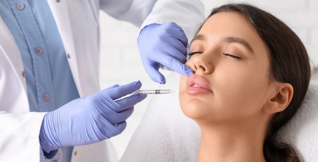 Dudak Dolgusu İle Gülüşünüzü Yeniden Keşfedin