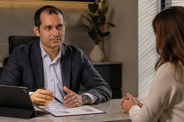 Estetik Ameliyat Hangi Durumlarda Ertelenmeli veya Yapılmamalıdır?