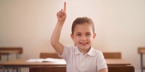 Wann sollte eine Ohrenanlegung durchgeführt werden? Ideales Alter und Verfahren