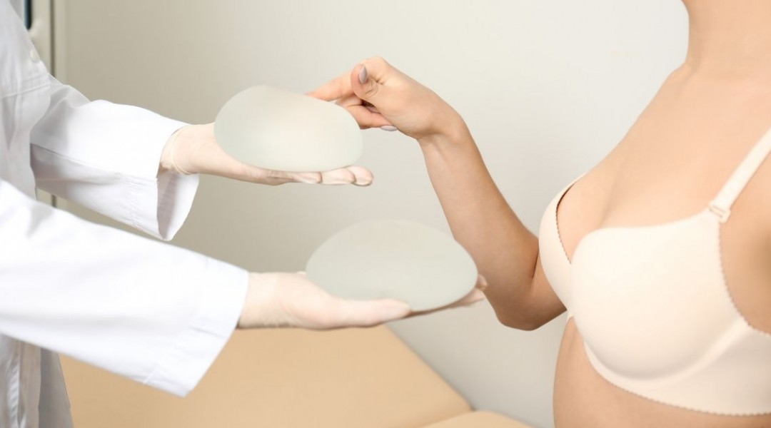 Какие методы используются при увеличении груди?